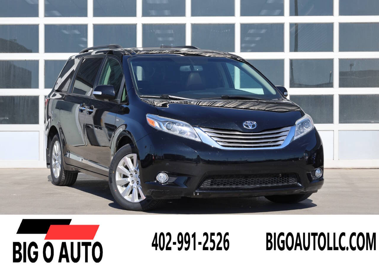 Used 2017 Toyota Sienna Limited AWD/4WD image 1