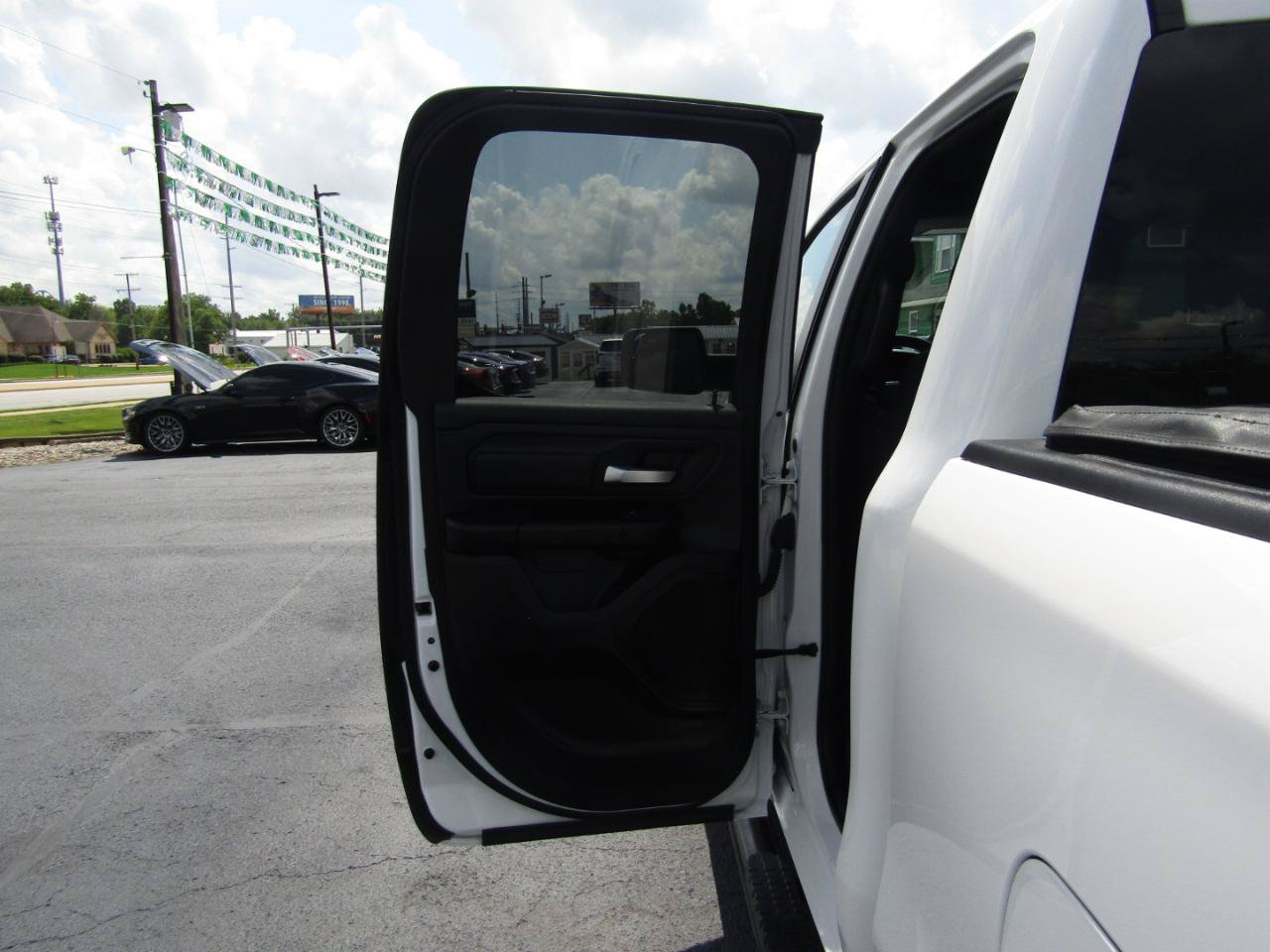 Used 2023 RAM 1500 Tradesman AWD/4WD image 18