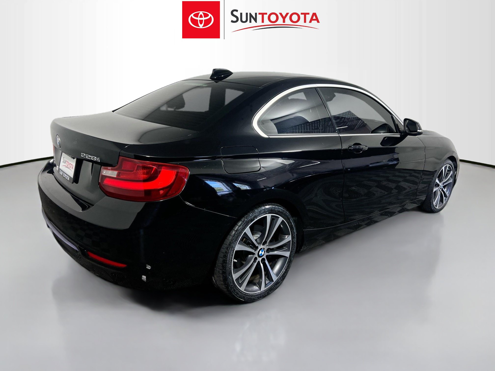 Used 2014 BMW 228i Coupe RWD image 4