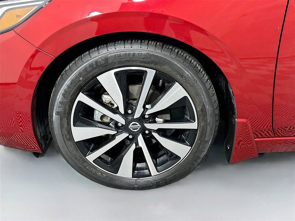 Used 2022 Nissan Sentra SV w/ SV Premium Package image 29