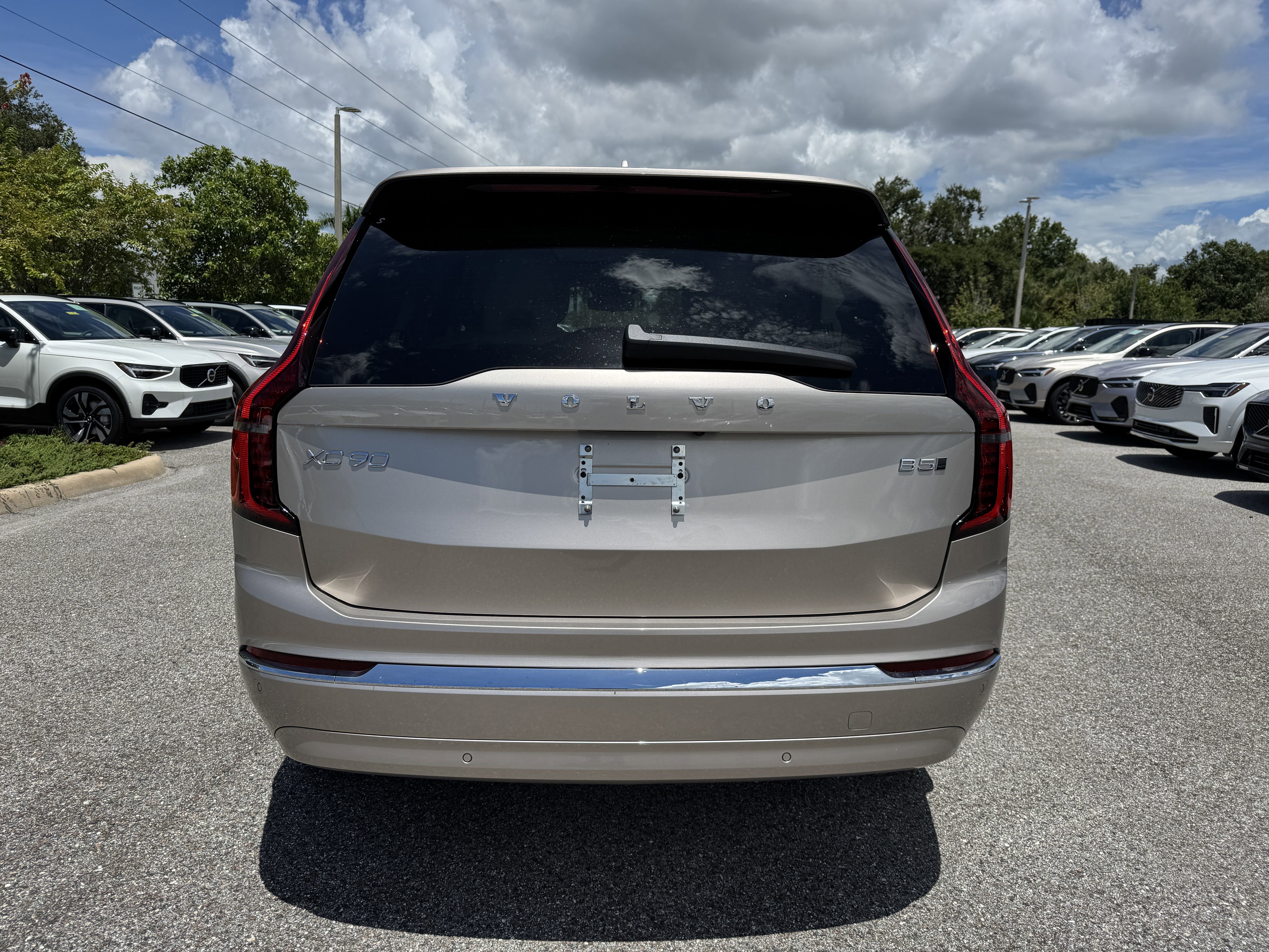 New 2026 Volvo XC90 B5 Ultra image 4