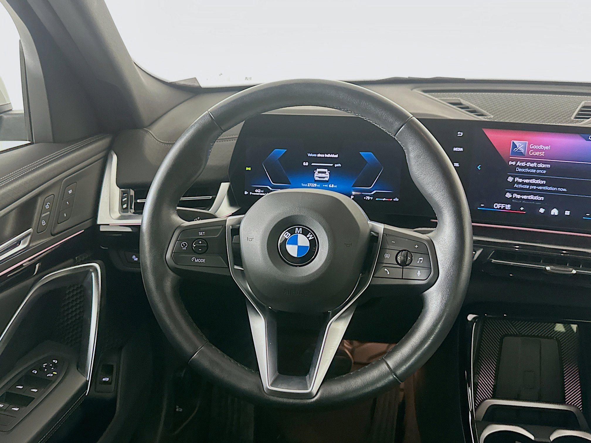 Used 2025 BMW X2 xDrive28i image 18