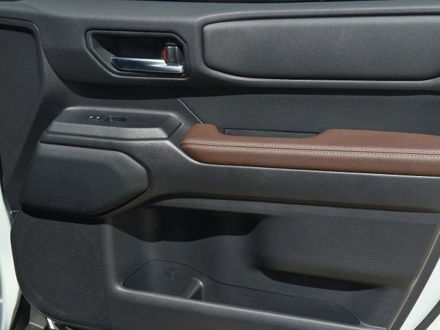 Used 2025 Toyota Land Cruiser w/ Premium Package image 17