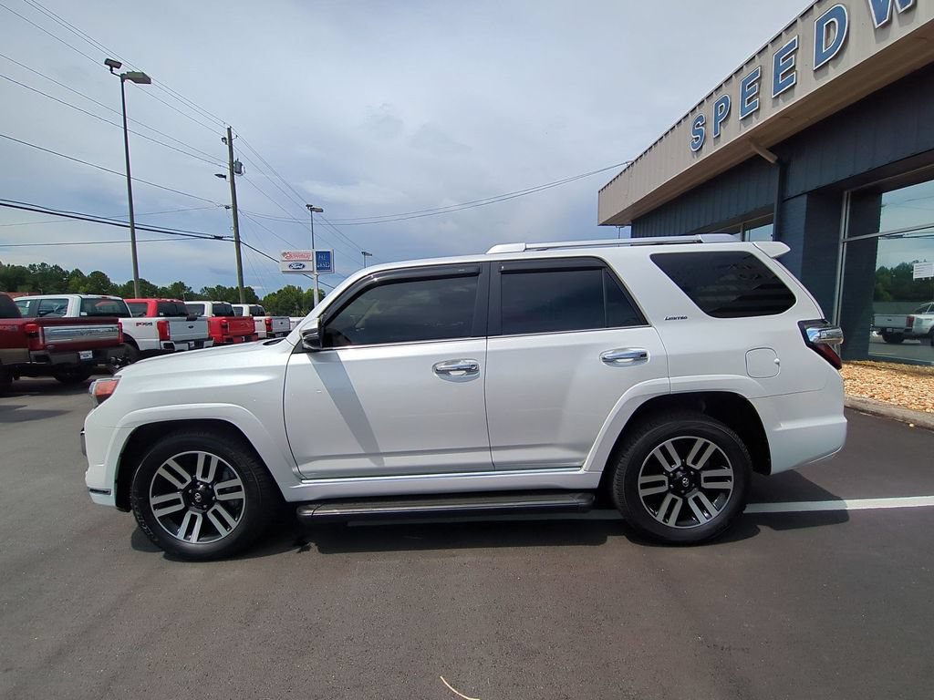 Used 2024 Toyota 4Runner Limited RWD image 10