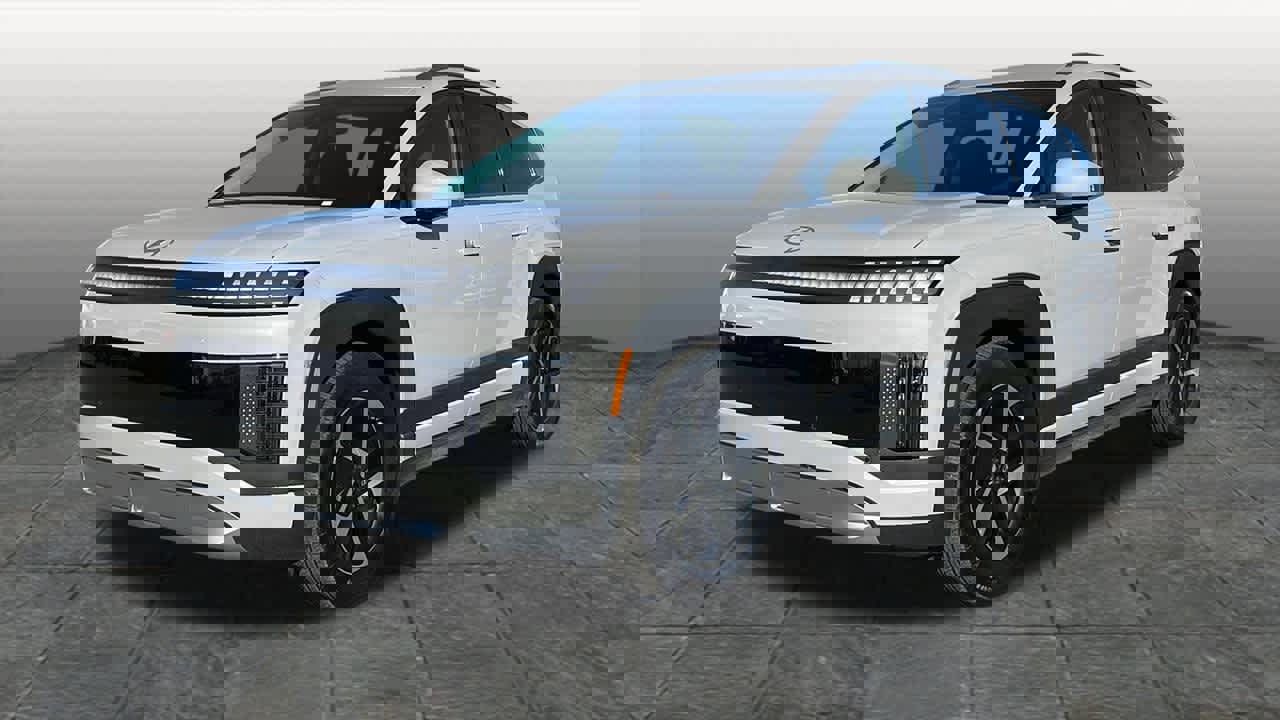 Certified 2026 Hyundai Ioniq 9 SE image 1