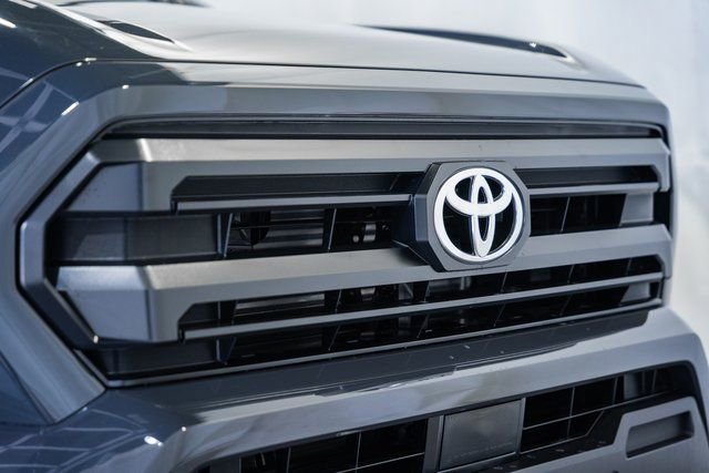 New 2026 Toyota Tacoma SR image 9
