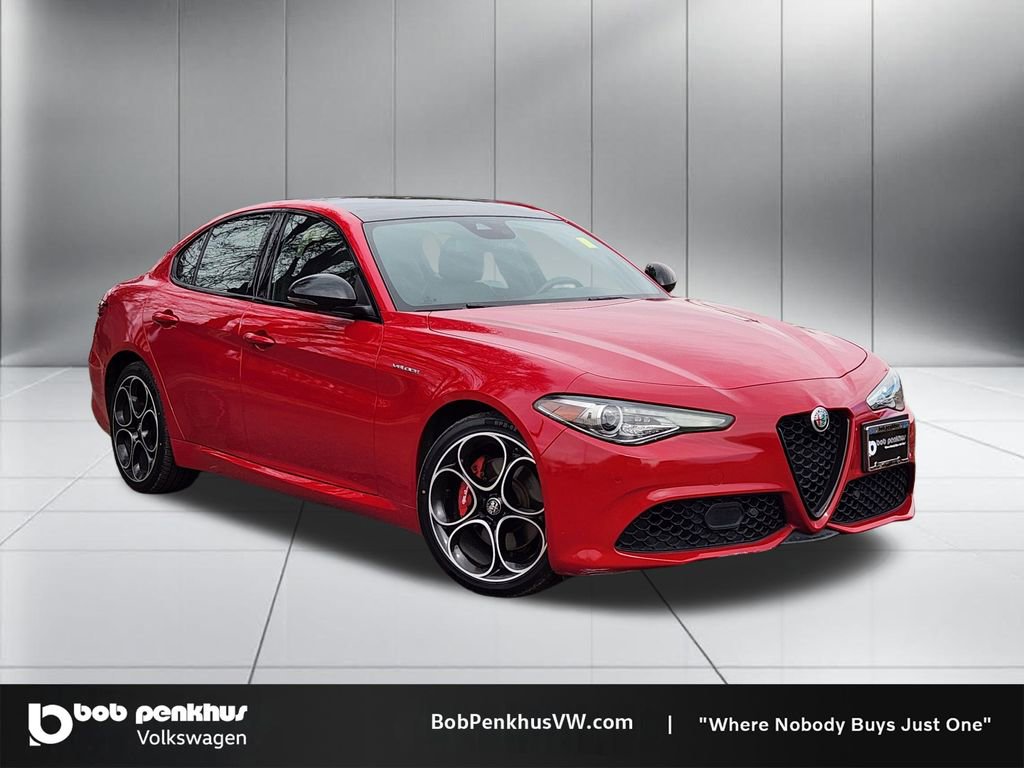 Used 2023 Alfa Romeo Giulia Veloce