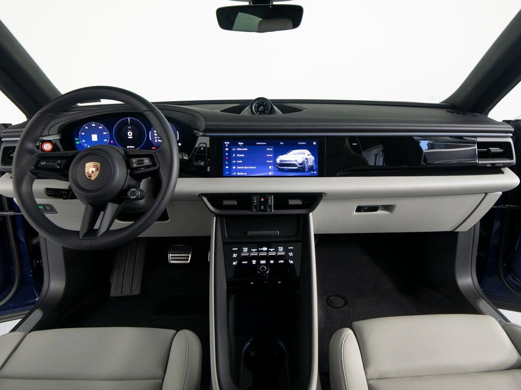 Certified 2025 Porsche Macan 4S Electric image 33