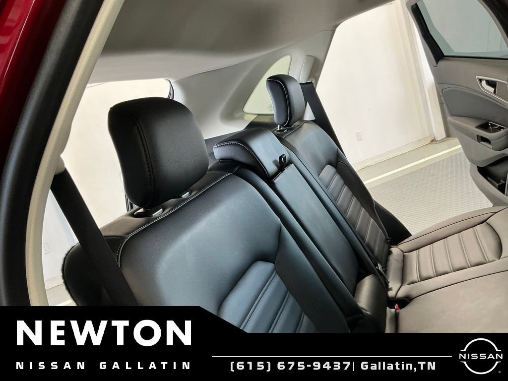 Used 2019 Ford Edge SEL w/ Equipment Group 201A AWD/4WD image 18