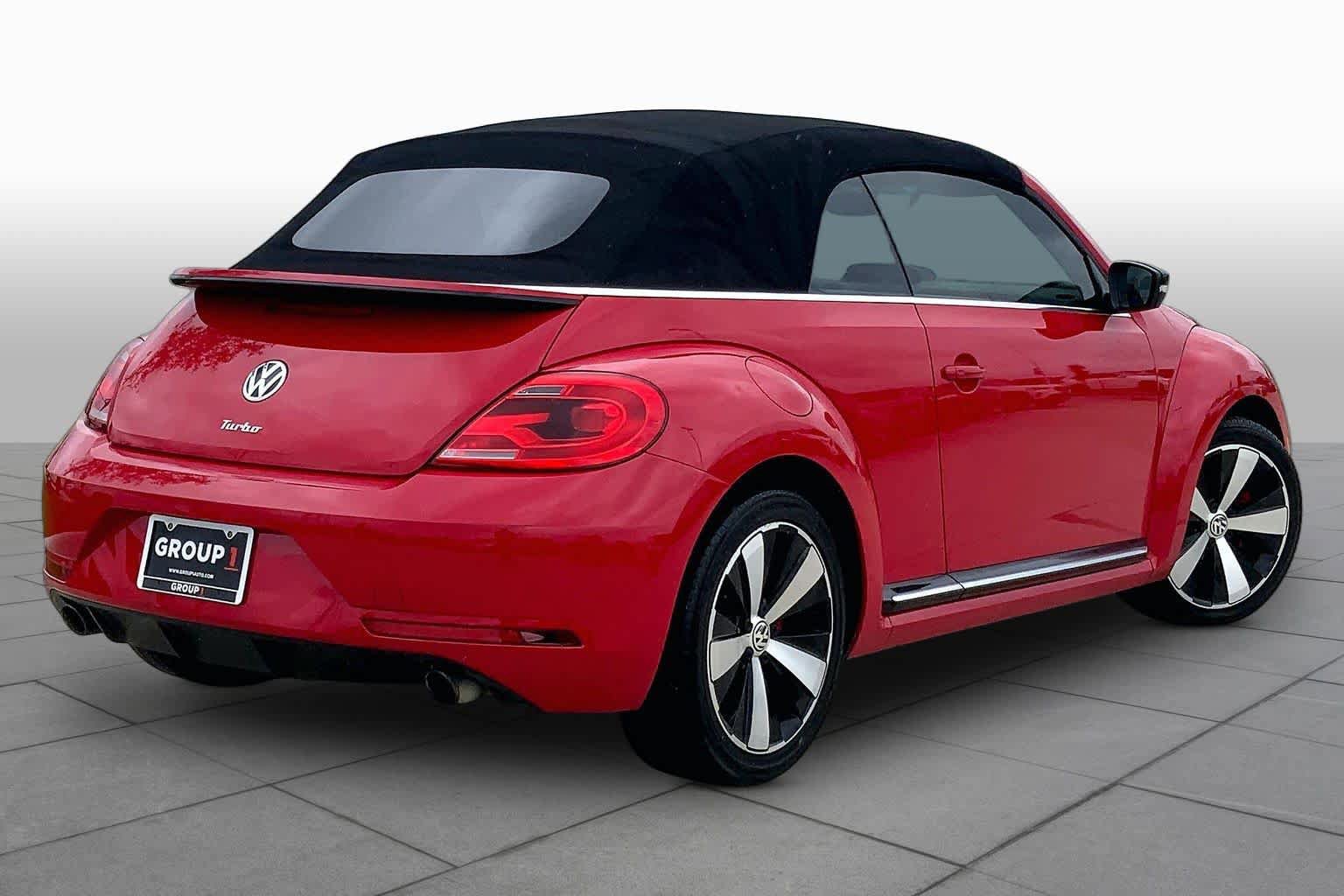 Used 2013 Volkswagen Beetle 2.0T FWD image 12