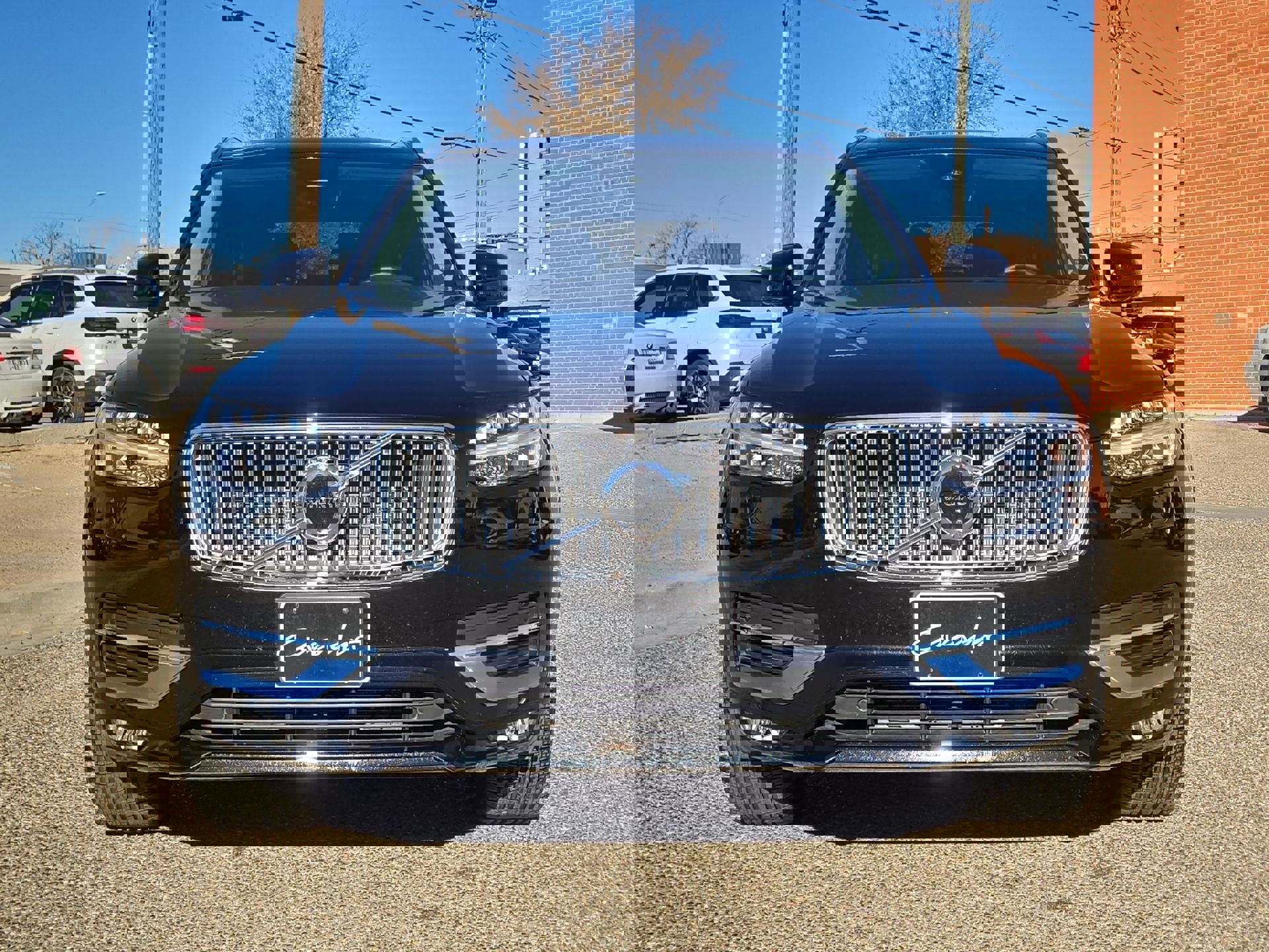 Used 2025 Volvo XC90 B5 Plus w/ Protection Package Premier image 10