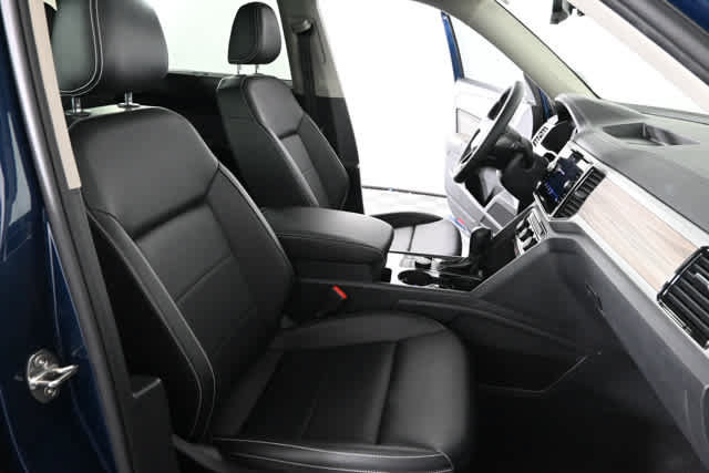 Certified 2023 Volkswagen Atlas SEL AWD/4WD image 14