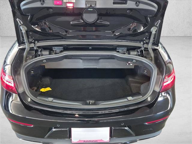 Used 2023 Mercedes-Benz E 450 Cabriolet image 6
