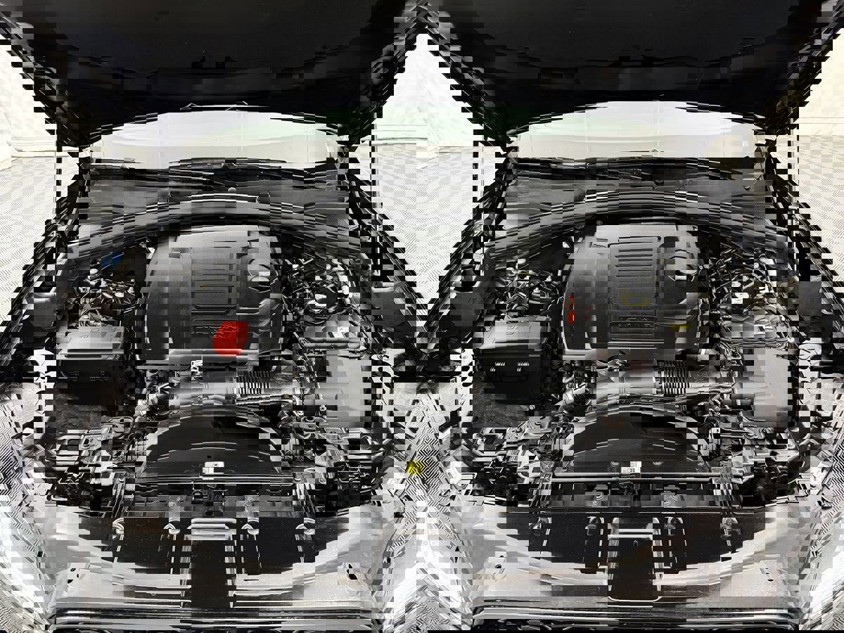 Used 2022 Jaguar F-PACE S image 46