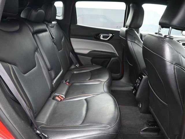 Used 2023 Jeep Compass Limited image 32