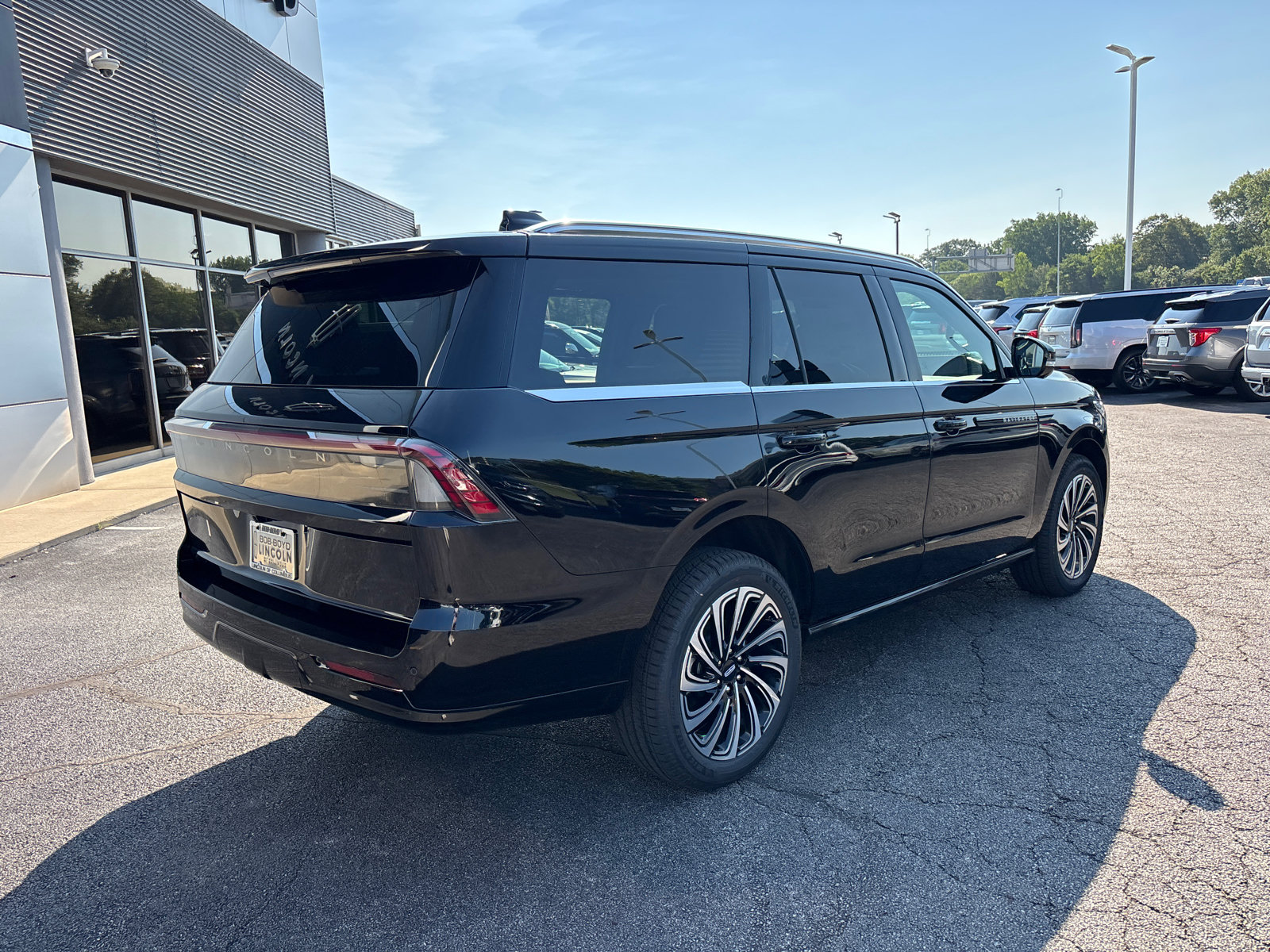New 2027 Lincoln Navigator Black Label AWD/4WD image 7