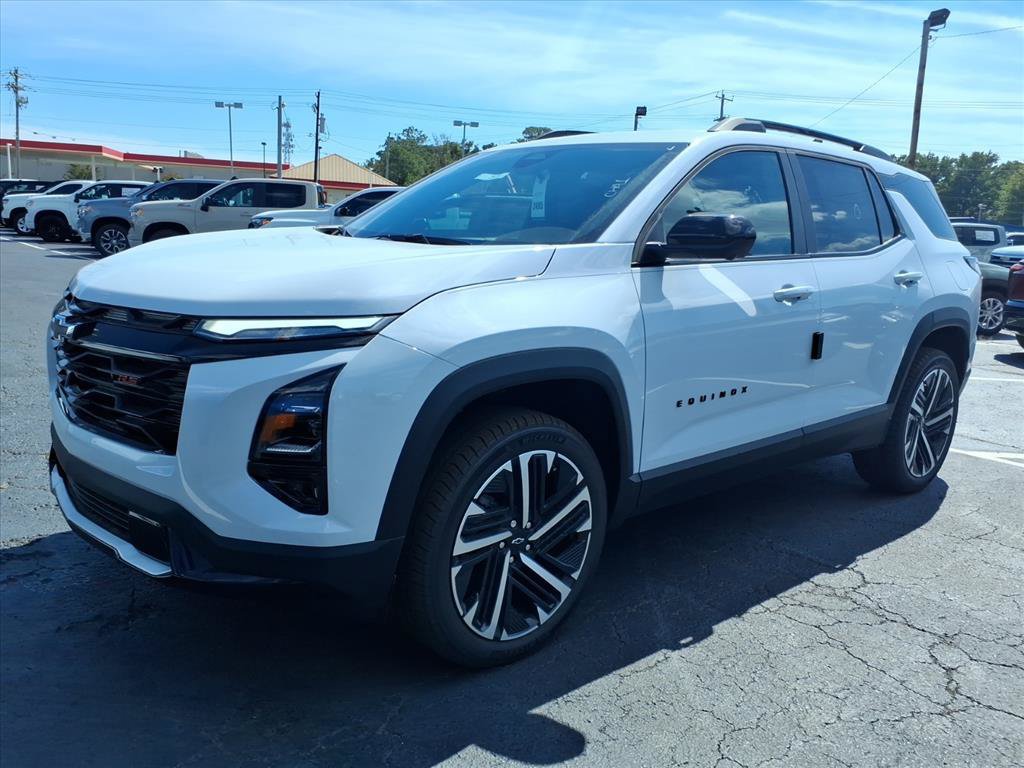 New 2027 Chevrolet Equinox RS w/ Safety and Technology Package AWD/4WD image 8