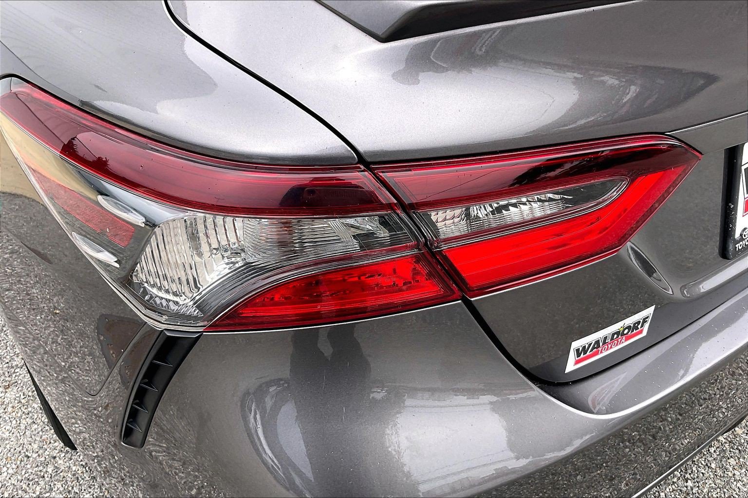 Used 2022 Toyota Camry SE FWD image 33