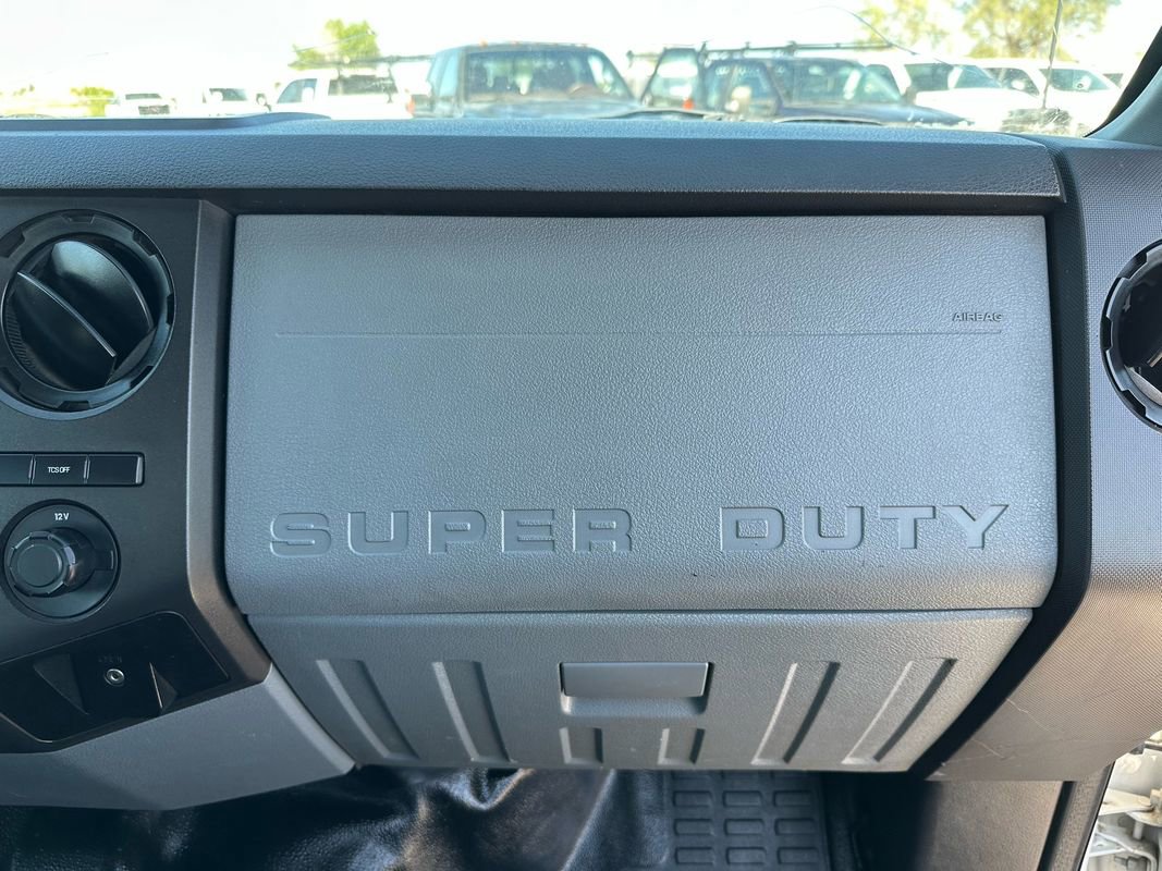 Used 2015 Ford F550 4x4 Crew Cab Super Duty w/ Power Equipment Group image 20