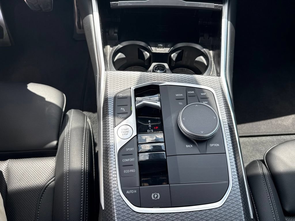 Certified 2023 BMW 330i Sedan w/ M Sport Package RWD image 15