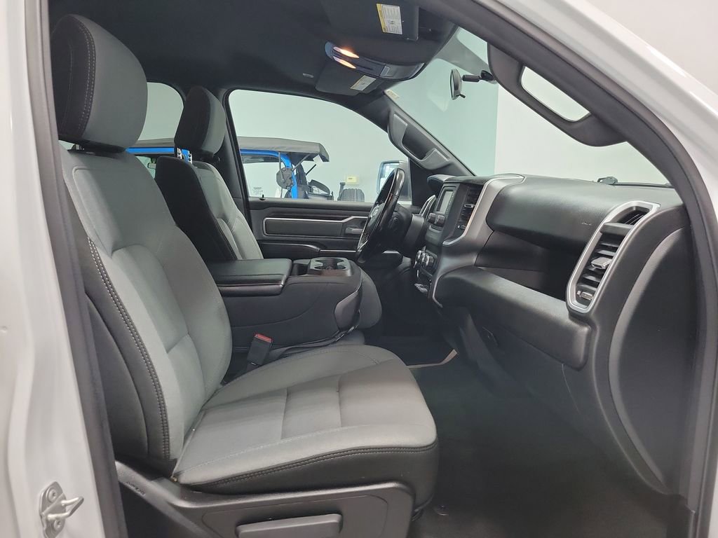 Used 2022 RAM 1500 Big Horn AWD/4WD image 14