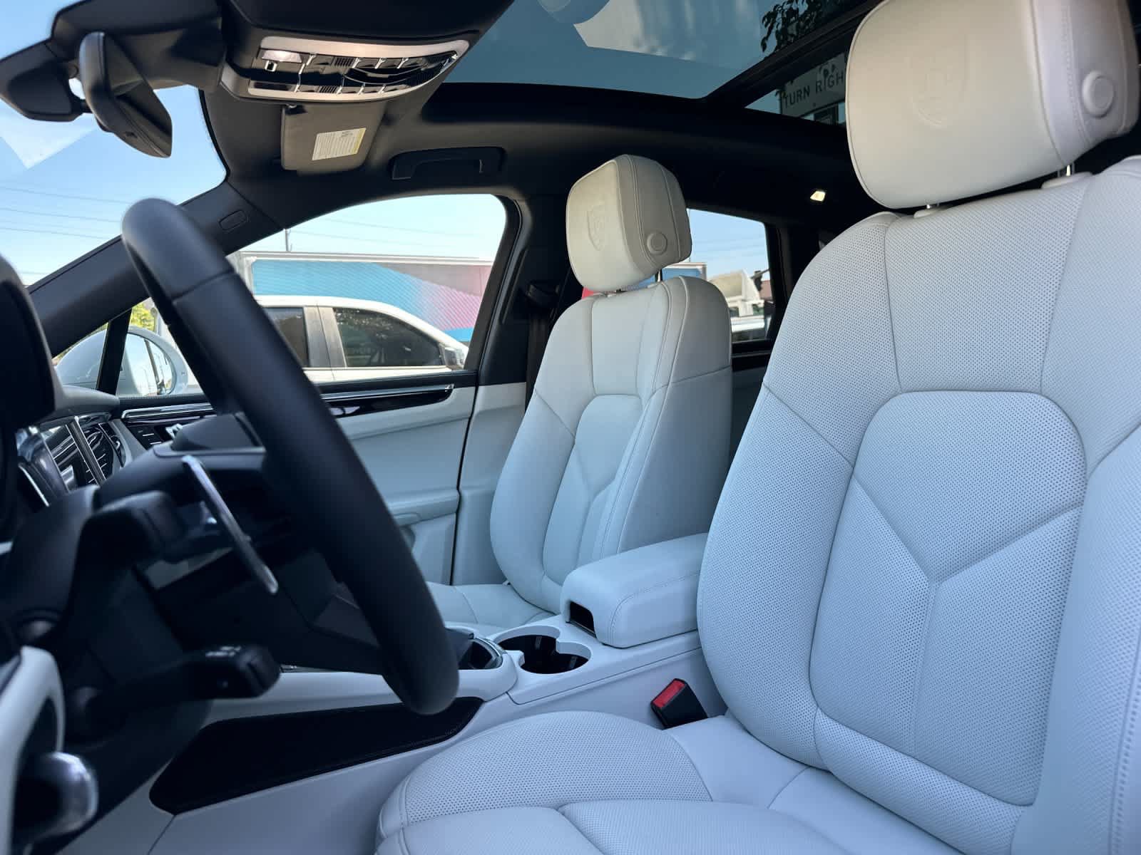 New 2026 Porsche Macan S AWD/4WD image 5