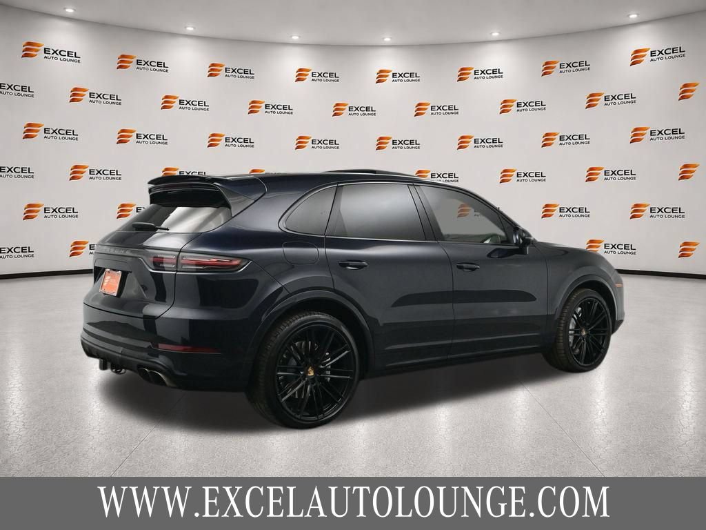 Used 2021 Porsche Cayenne Turbo w/ Premium Package Plus AWD/4WD image 5