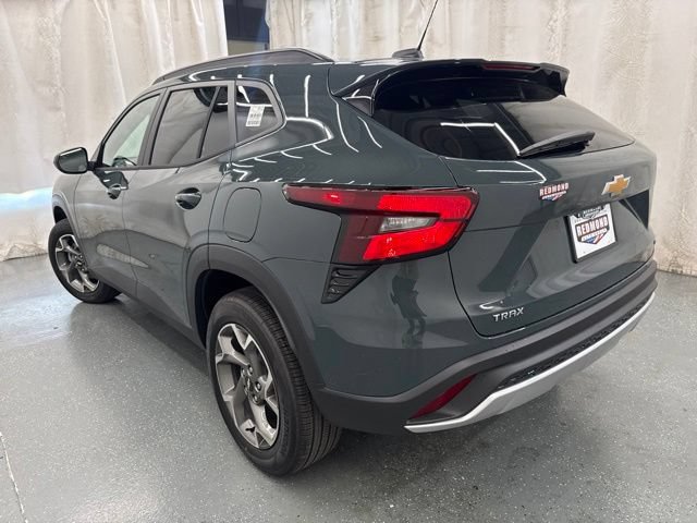 New 2026 Chevrolet Trax LT FWD image 6