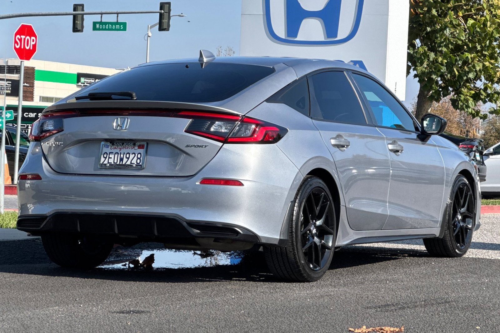 Used 2023 Honda Civic Sport image 8