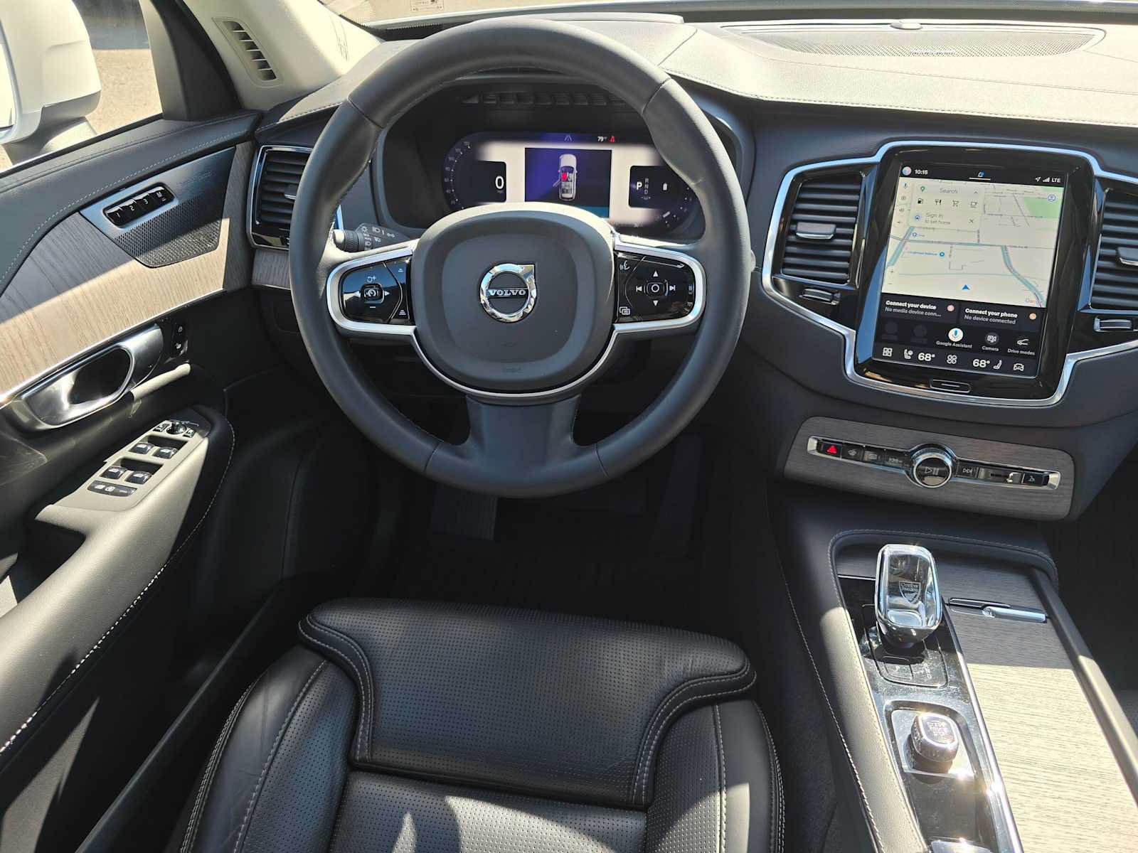 Used 2023 Volvo XC90 B6 Ultimate w/ Protection Package Premier AWD/4WD image 19