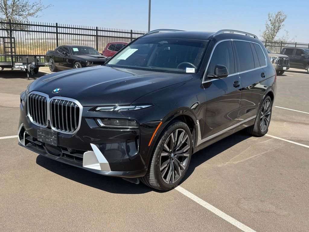 Used 2025 BMW X7 xDrive40i w/ Premium Package AWD/4WD image 1