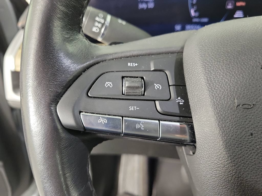 Certified 2024 Cadillac XT4 Luxury FWD image 22