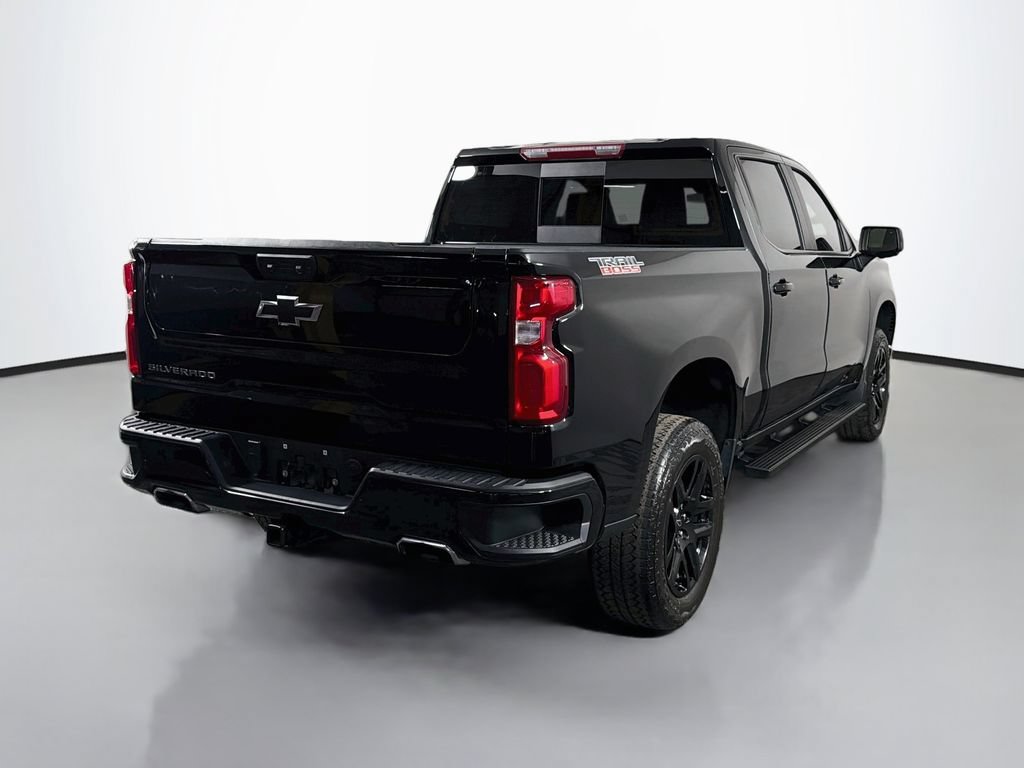 Used 2024 Chevrolet Silverado 1500 LT Trail Boss w/ LT Trail Boss Premium Package AWD/4WD image 7
