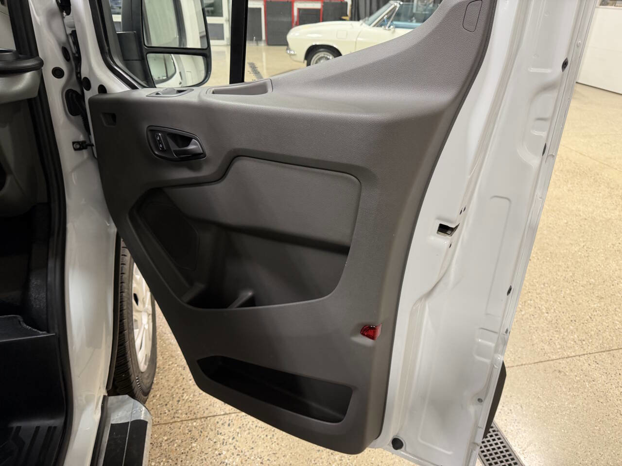 Used 2024 Ford Transit 250 Low Roof w/ Exterior Upgrade Package image 35