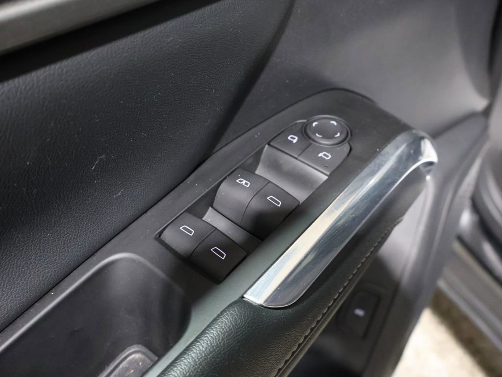 Used 2024 Chevrolet Traverse LT image 14