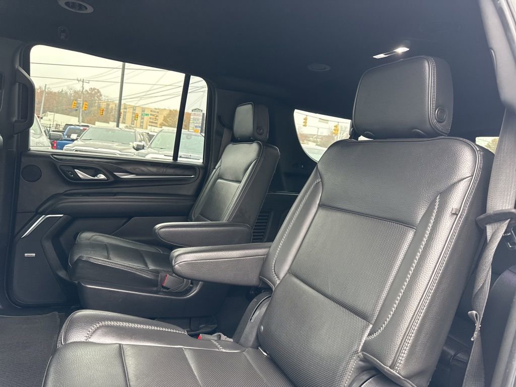 Used 2022 GMC Yukon XL Denali image 26