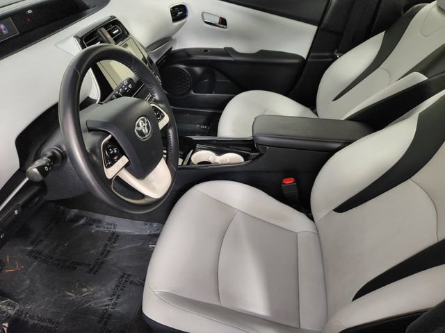 Used 2016 Toyota Prius Three Touring w/ Preferred Accessory Package FWD image 13