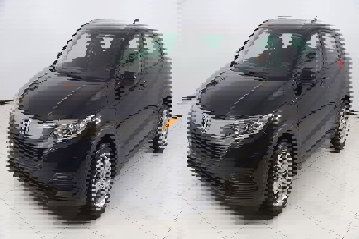 Used 2021 Honda HR-V LX image 17