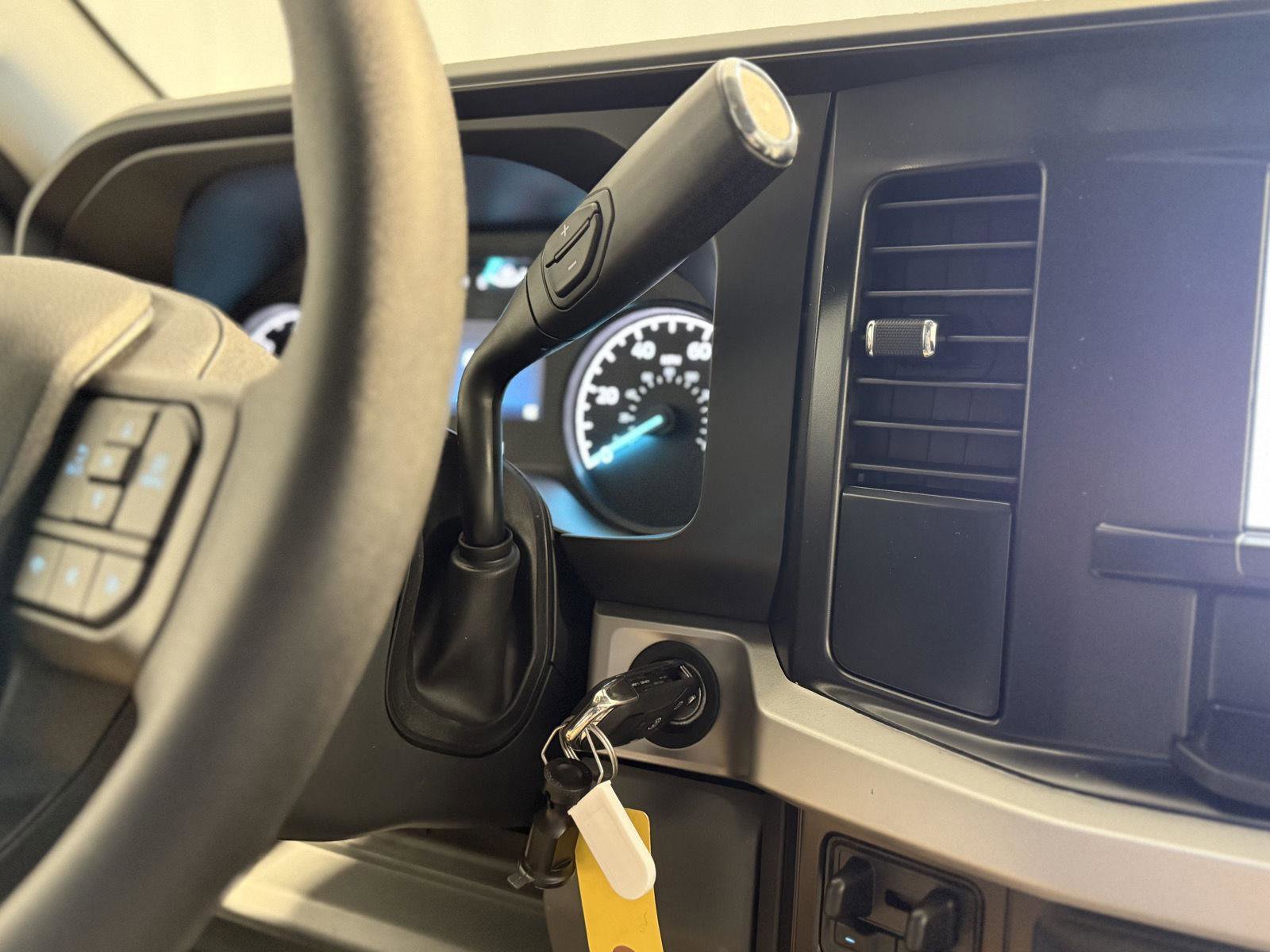 New 2026 Ford F350 XL w/ XL Chrome Package image 22