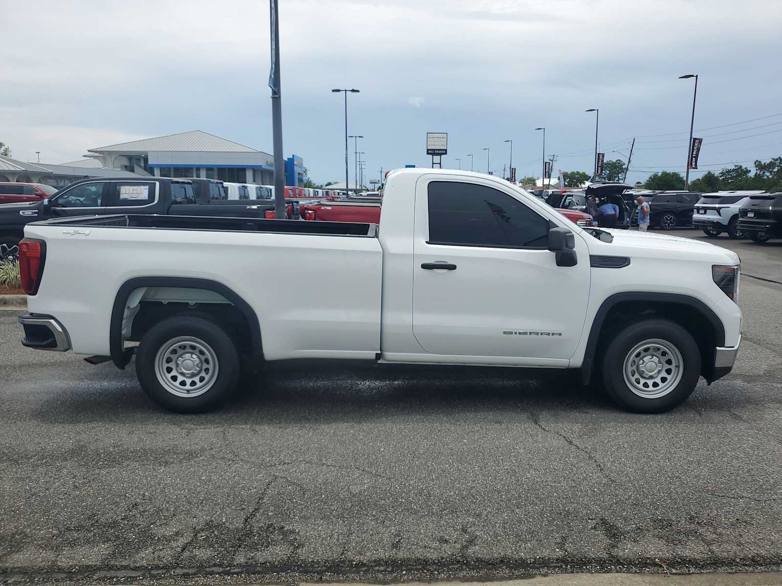 Used 2022 GMC Sierra 1500 Pro w/ Pro Value Package AWD/4WD image 7