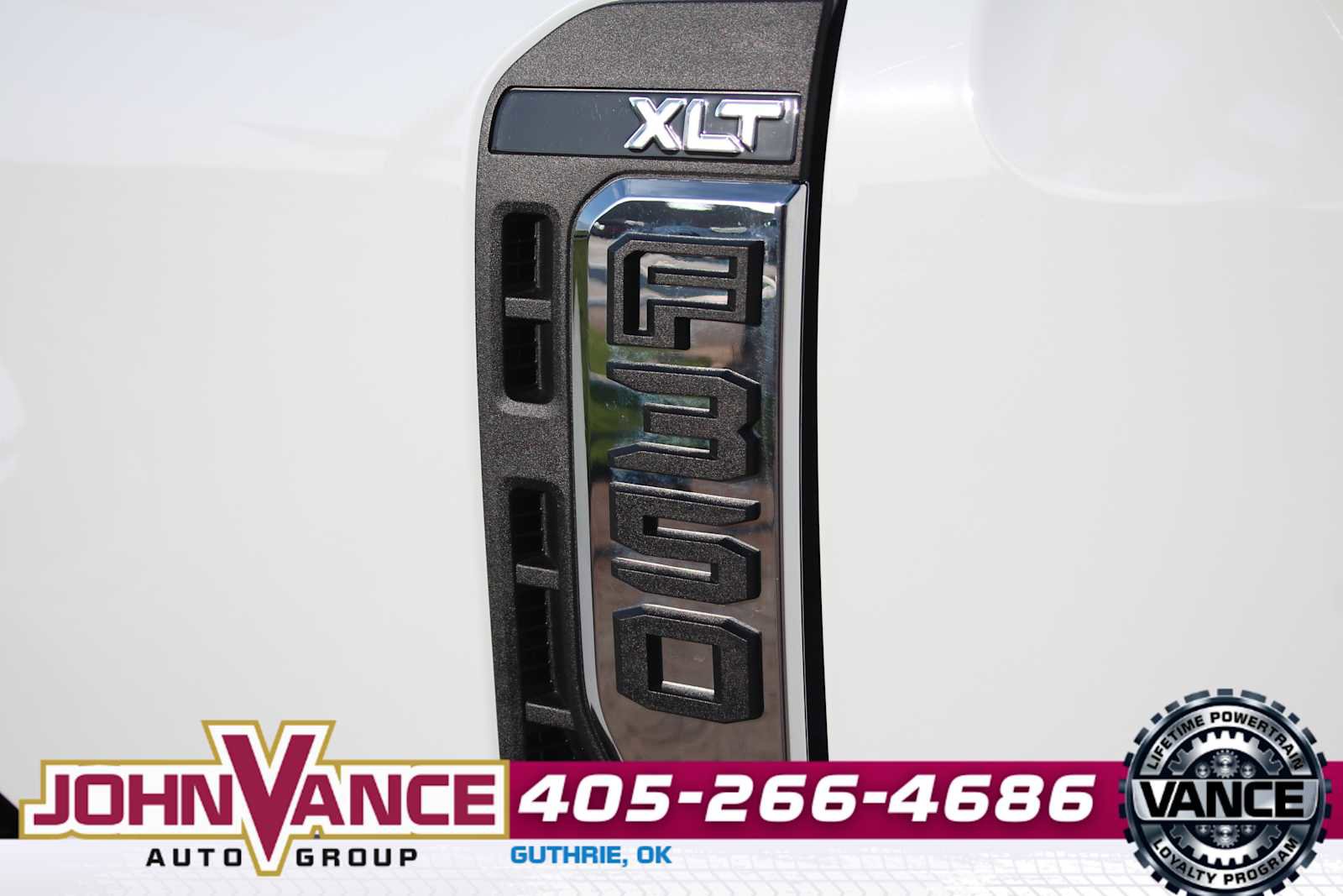 Used 2025 Ford F350 XLT AWD/4WD image 6