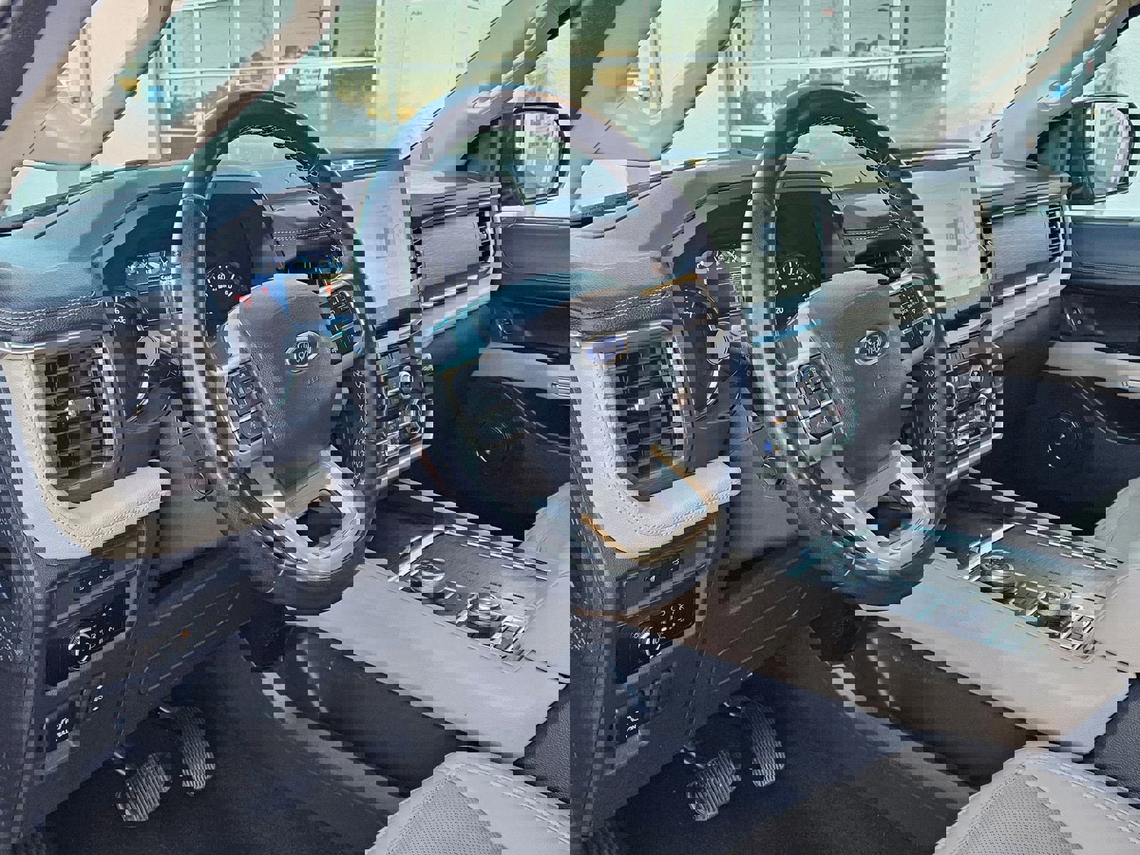 Used 2024 Ford Expedition Max Limited image 10