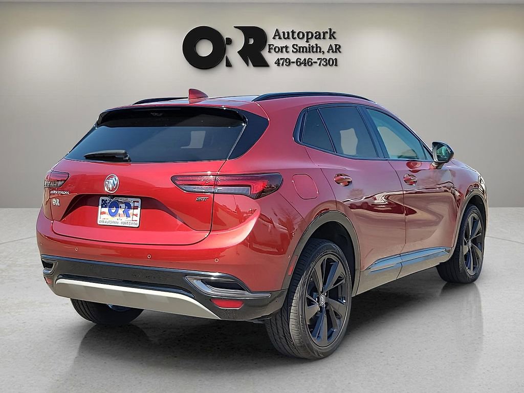 Used 2022 Buick Envision Essence w/ Technology Package II FWD image 5