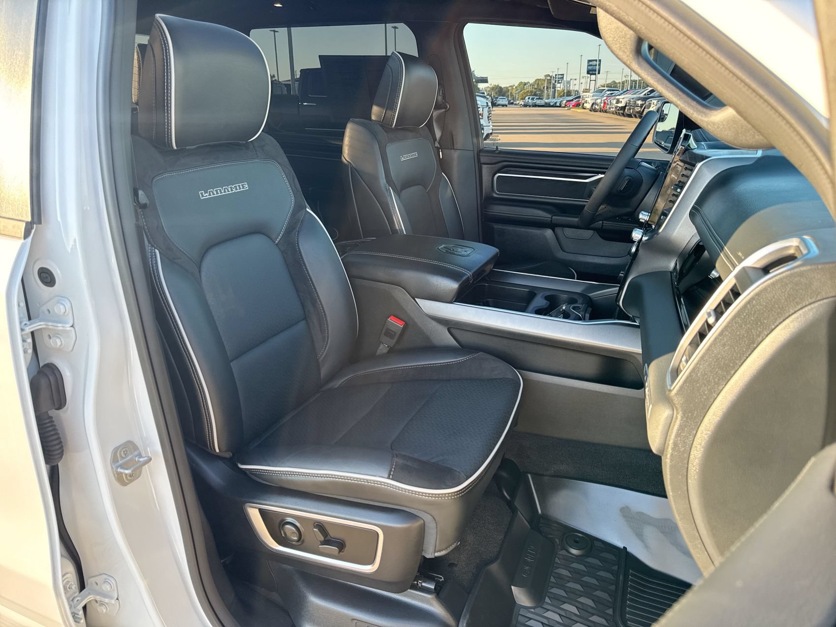 Used 2026 RAM 1500 Laramie w/ Night Edition AWD/4WD image 26