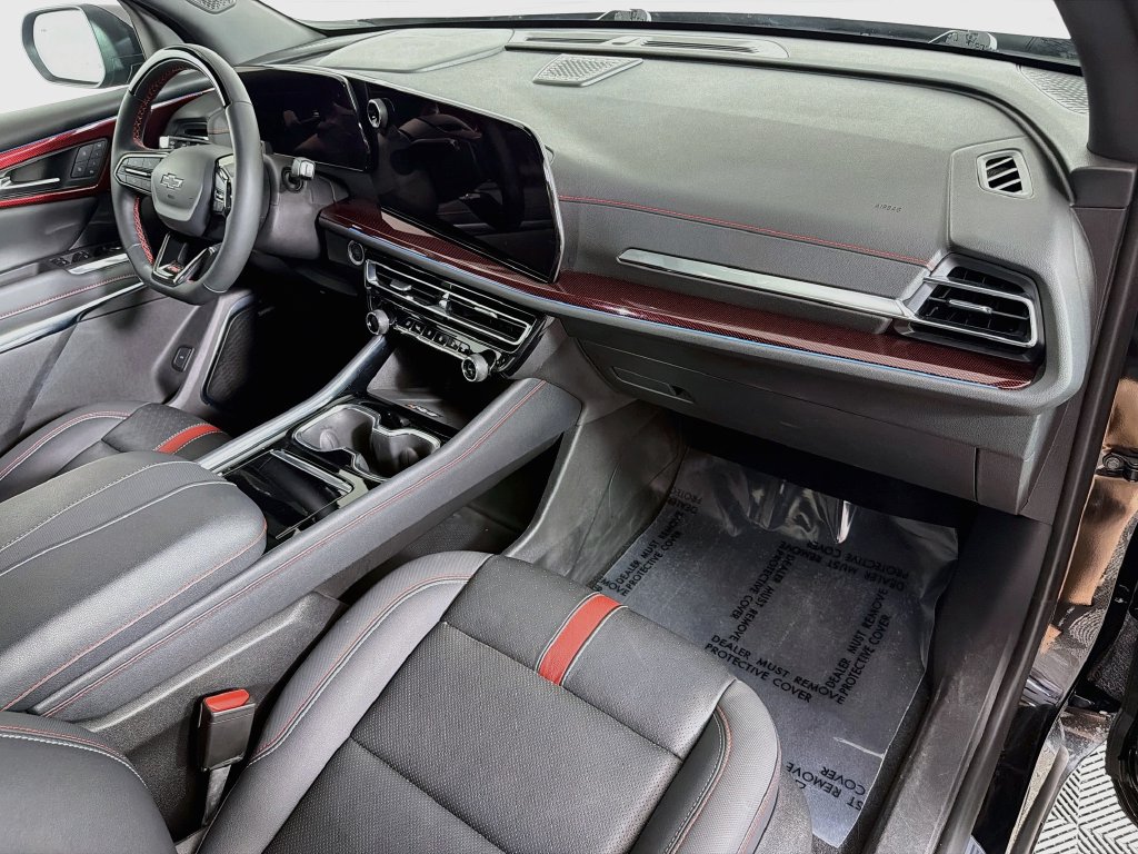 Used 2025 Chevrolet Traverse RS w/ LPO, Floor Liner Package AWD/4WD image 31