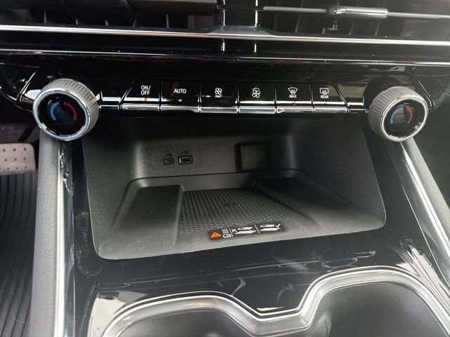 New 2026 Chevrolet Traverse LT w/ Driver Confidence Package image 25