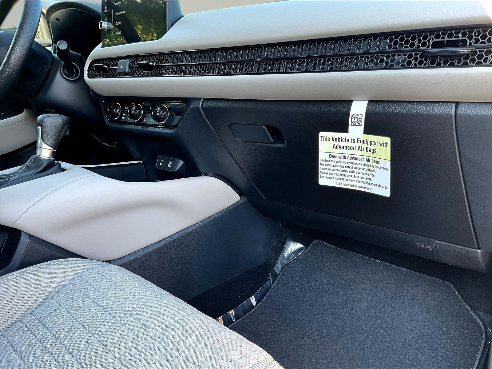 Certified 2026 Honda HR-V LX image 26