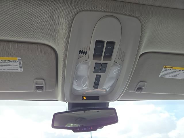 Used 2015 GMC Terrain SLE image 25
