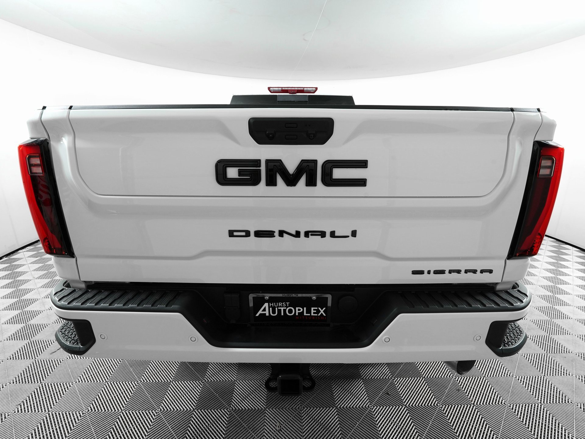 Used 2025 GMC Sierra 3500 Denali Ultimate image 7