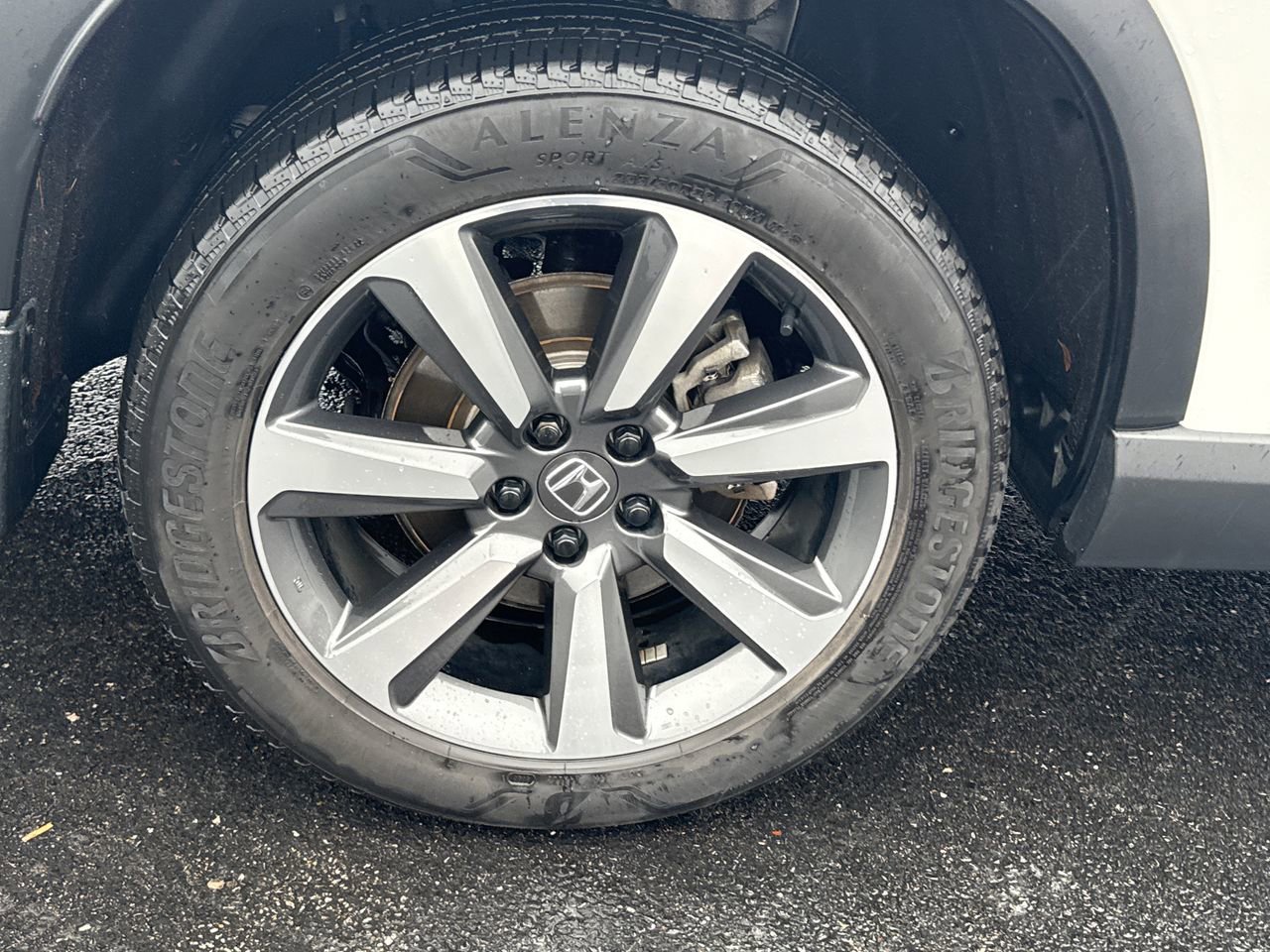 Used 2023 Honda Pilot Elite image 10